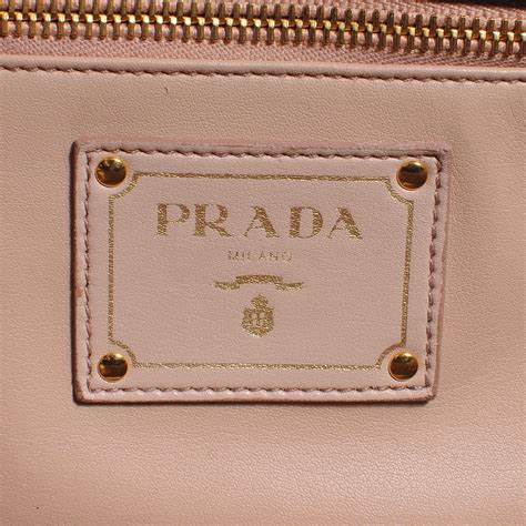 prada vitello cerniera bag